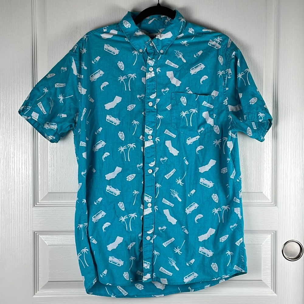 Urban Pipeline Surfer Button Front Shirt Size Large‎